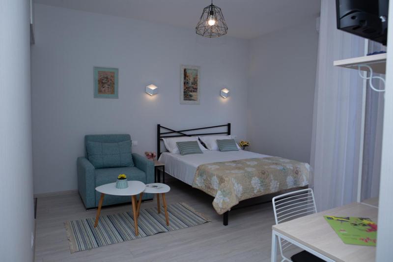 Naike Aparthotel Тбилиси Екстериор снимка